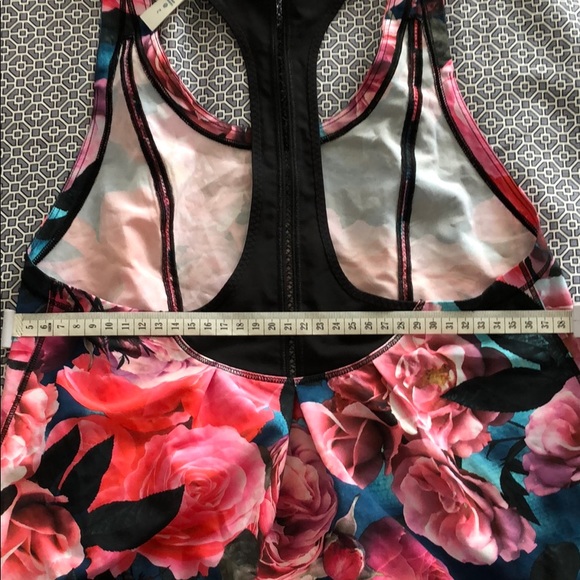 💕HP💕Lululemon lightened up top - Picture 5 of 7